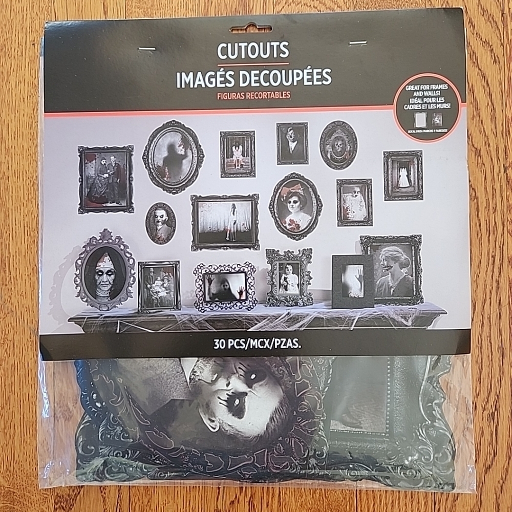 Horror Themed Wall Cutouts, 30 Pieces, New